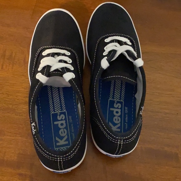 Keds Champion CVO canvas black and white size 4 M - Picture 4 of 12